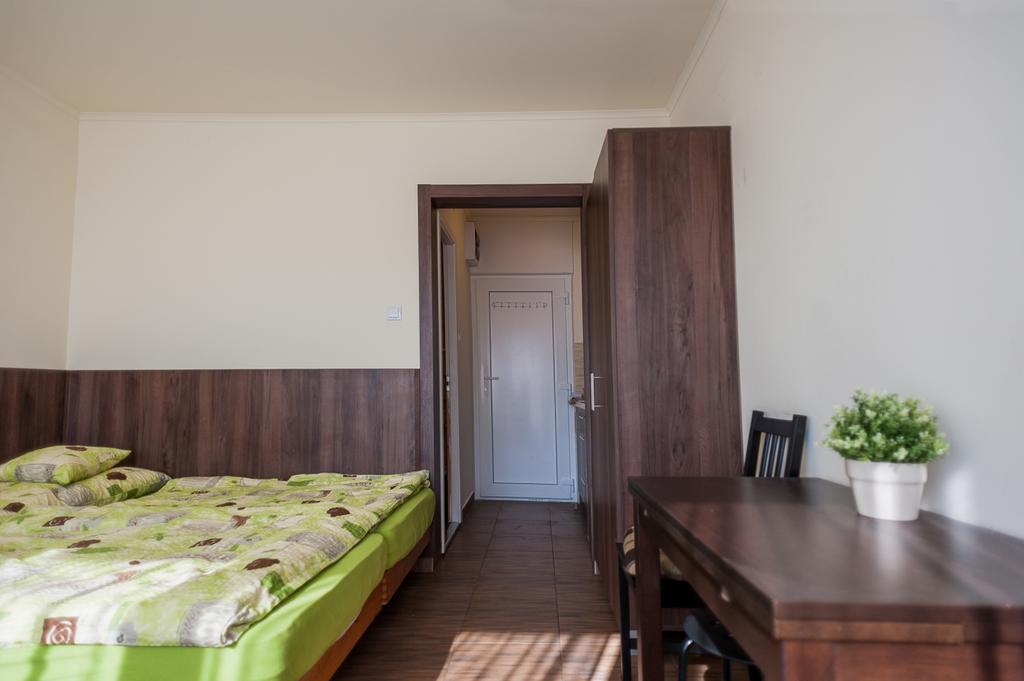 Milan Apartmanok Siófok Exteriör bild
