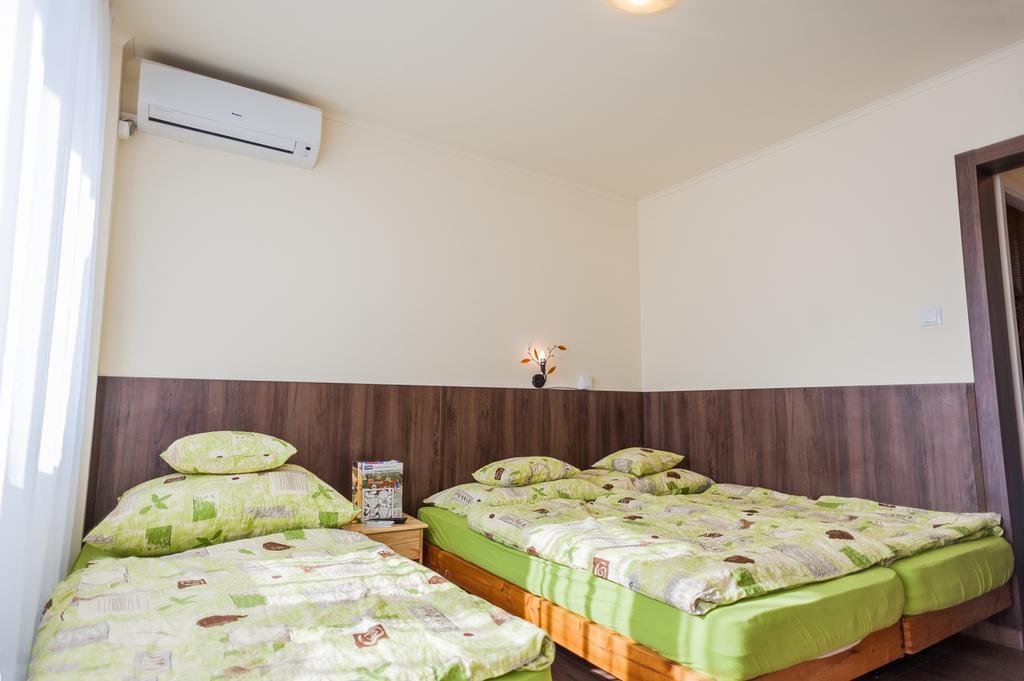 Milan Apartmanok Siófok Exteriör bild