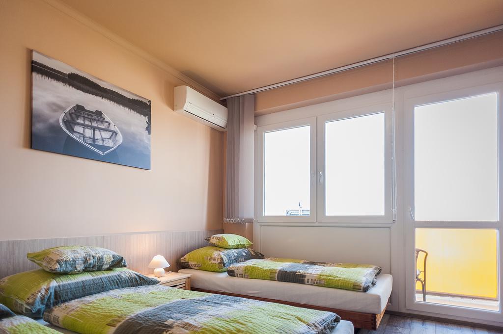 Milan Apartmanok Siófok Exteriör bild