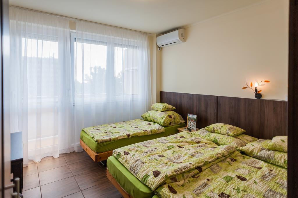 Milan Apartmanok Siófok Exteriör bild